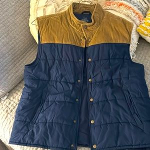 J Crew Men’s Vest XL.